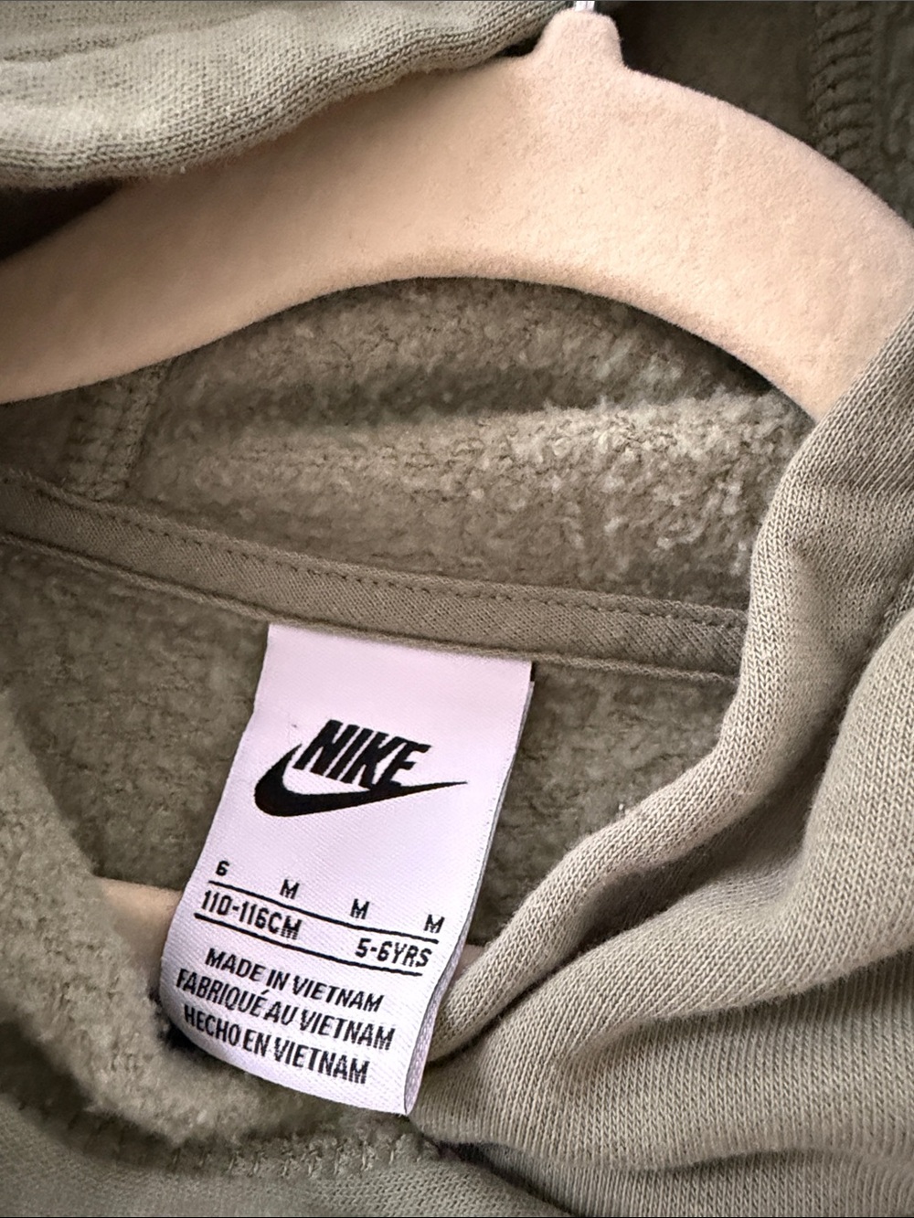 Nike | (6) Kids Olive Green Hoodie & Jogger Set - Picture 6 of 6